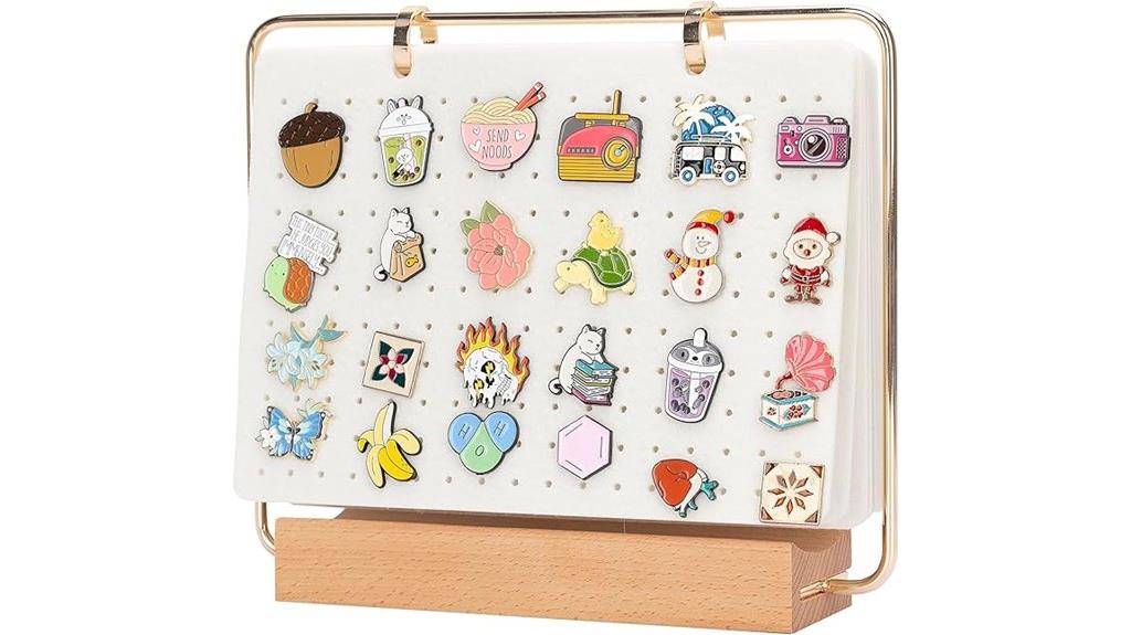 brooches and pins organizer