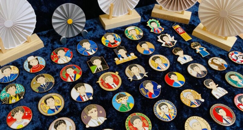 design collector pins fans