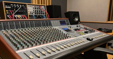 prepare and organize tracks