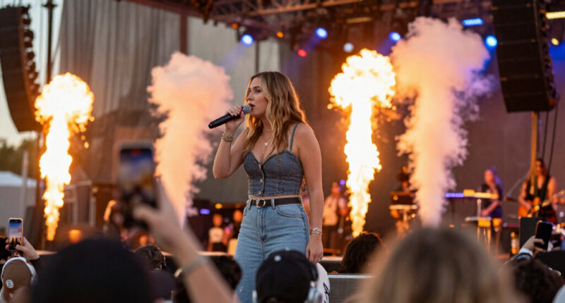 Kacey Musgraves’s Stage Literally Caught On Fire In Boston